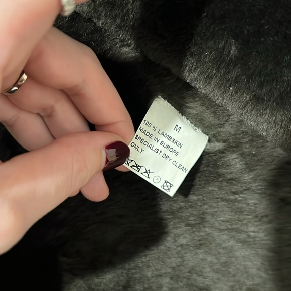 Green and Brown Fur Coat - Picture 4 of 5